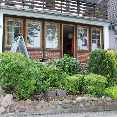 Homestay Warnemuende Am Alten Strom