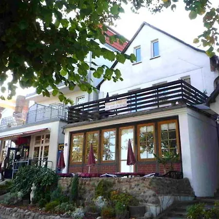 Warnemuende Am Alten Strom Homestay *